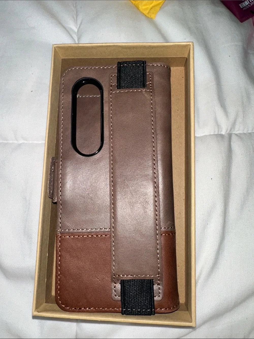 KEZHIONE Brown Two-Tone Leather Folio Phone Case